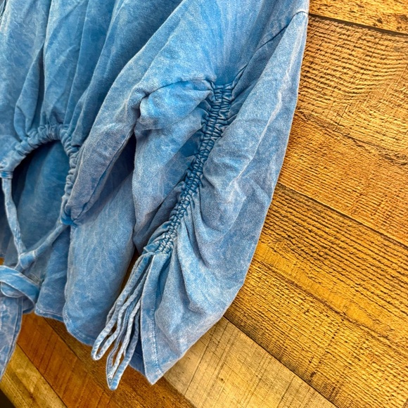 NWOT j. Her Blue Ruched Women's Top - Picture 3 of 6